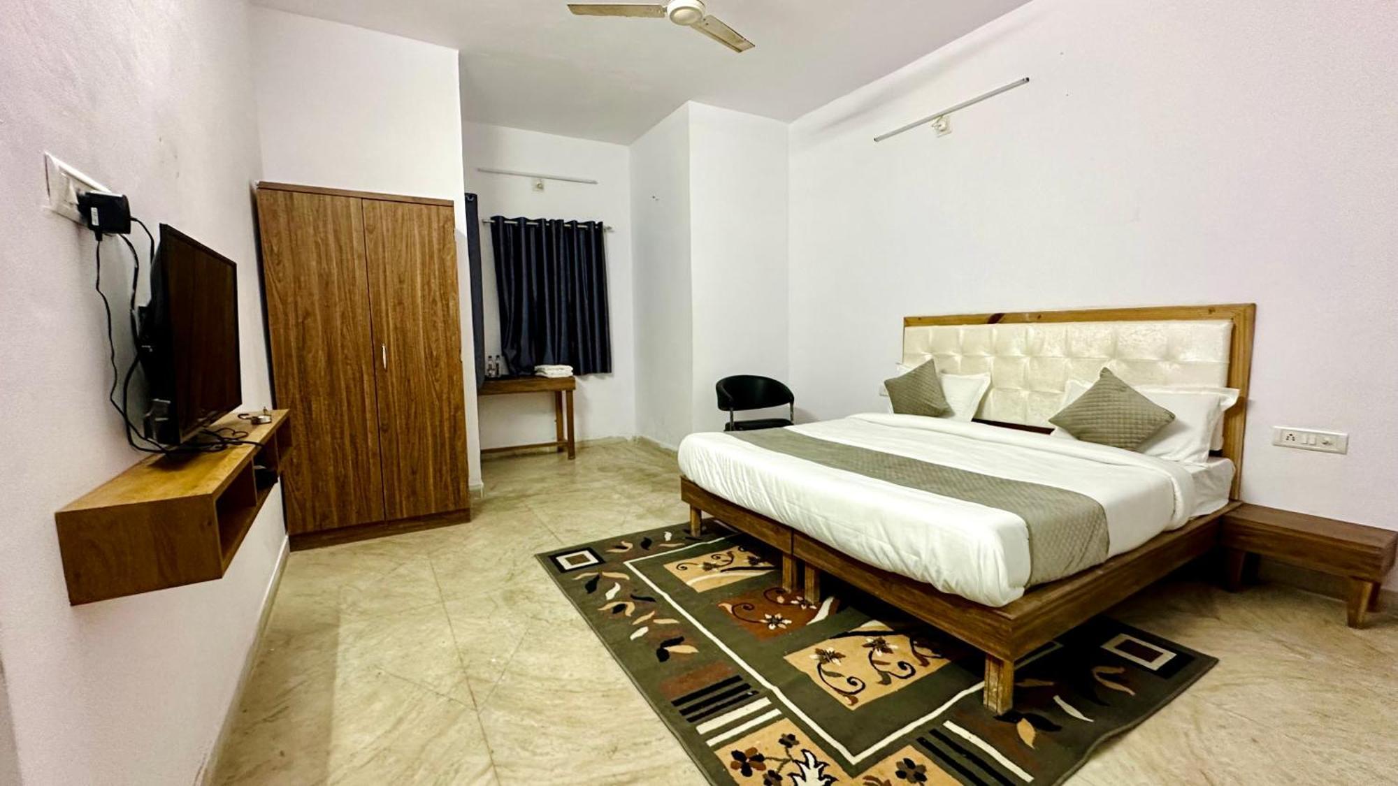 The Burj Resort Luxurious Stay Udajpur Exteriér fotografie