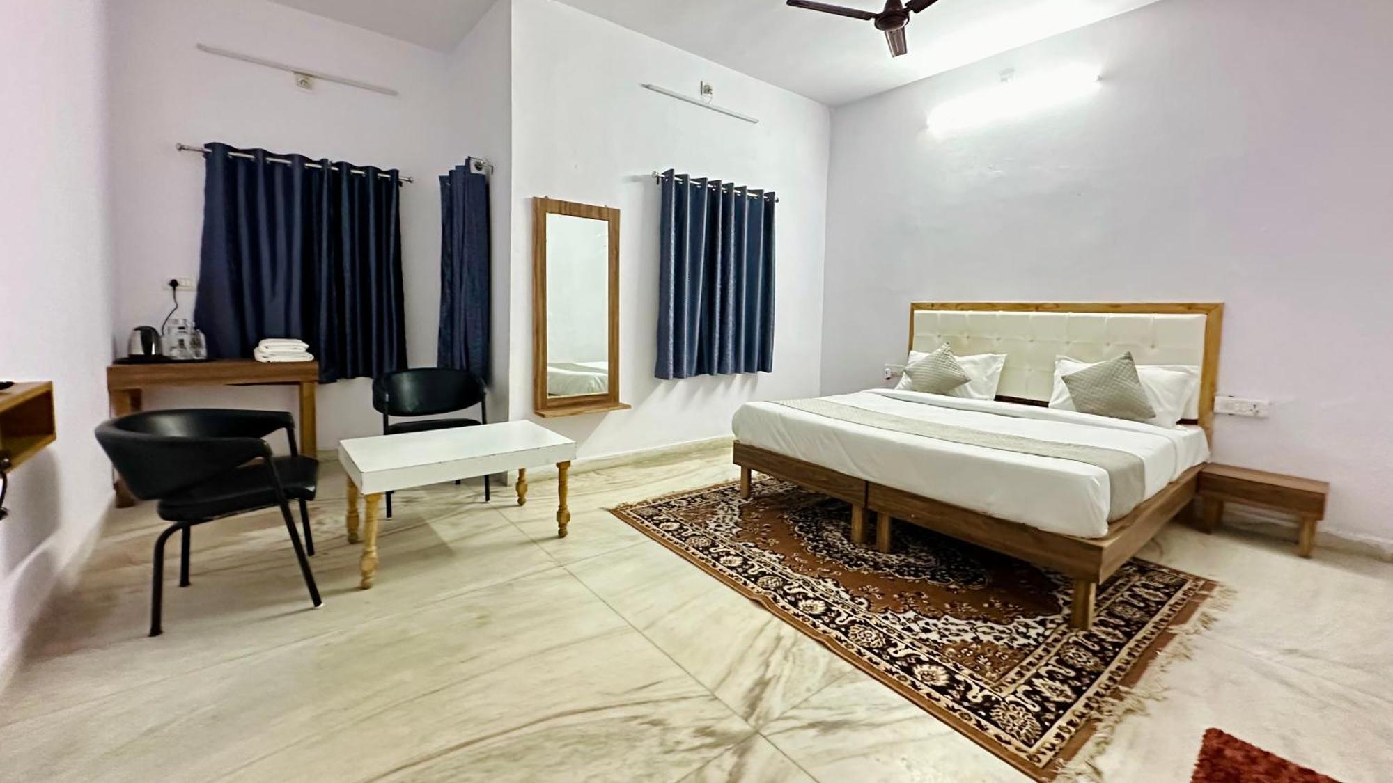 The Burj Resort Luxurious Stay Udajpur Exteriér fotografie